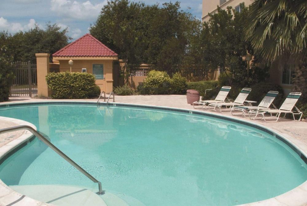 Hotel La Quinta By Wyndham Austin Southwest Extérieur photo